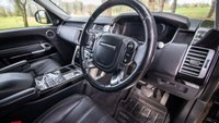 USED 2013 63 LAND ROVER RANGE ROVER 3.0 TDV6 VOGUE 5d 258 BHP Sliding Panoramic Glass Sunroof
