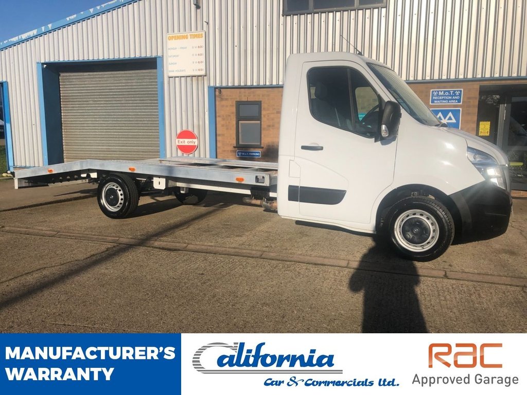 View our NISSAN NV400