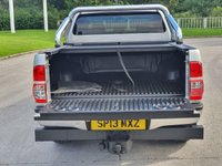 USED 2013 13 TOYOTA HI-LUX 3.0 INVINCIBLE 4X4 D-4D DCB 169 BHP CHOICES OF HILUX IN STOCK ** NO VAT