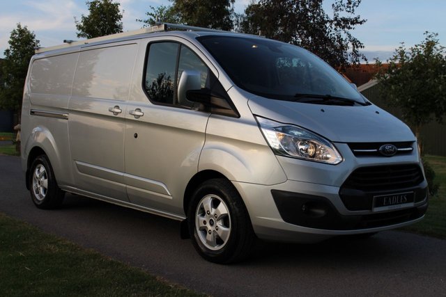 View our FORD TRANSIT CUSTOM