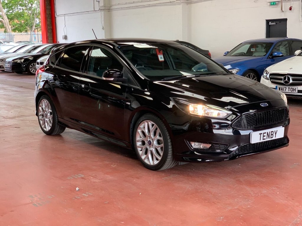 View our FORD FOCUS