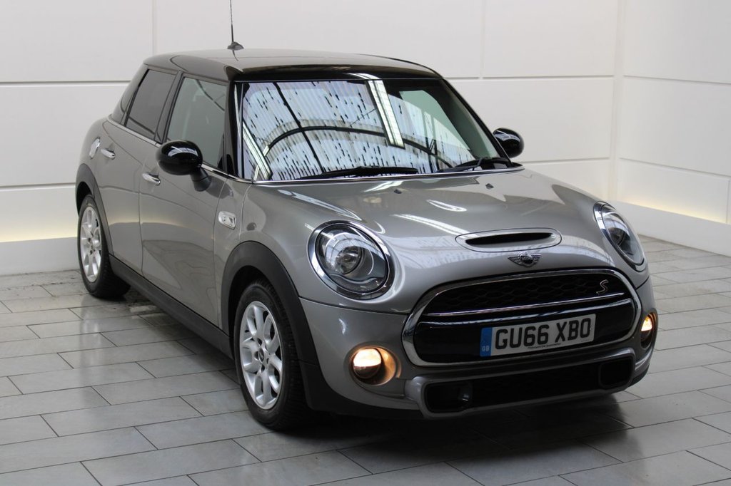 View our MINI HATCH COOPER