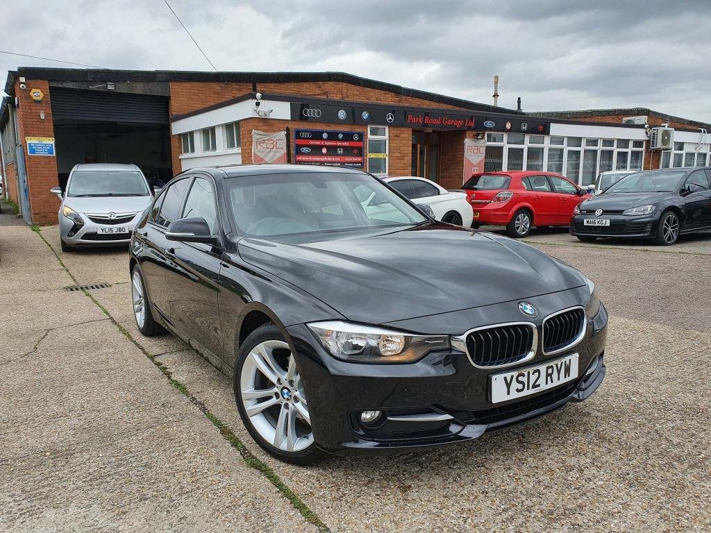 View our BMW 3 SERIES