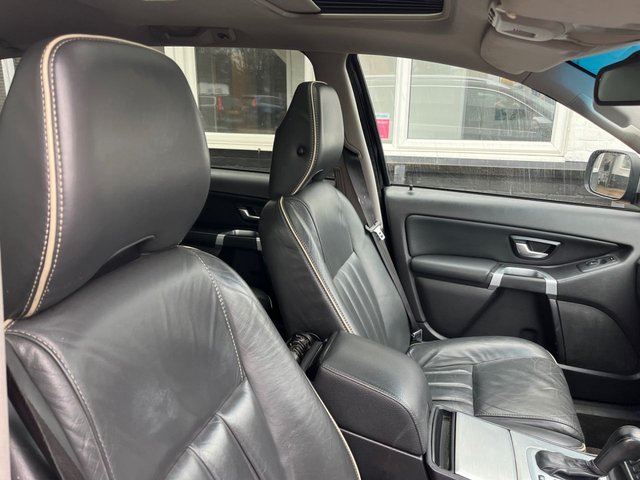 2012 Volvo Xc90 2.4L D5 SE Lux Awd 5dr - Photo 12