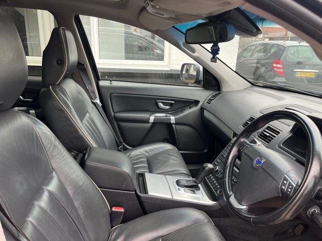 2012 Volvo Xc90 2.4L D5 SE Lux Awd 5dr - Photo 11