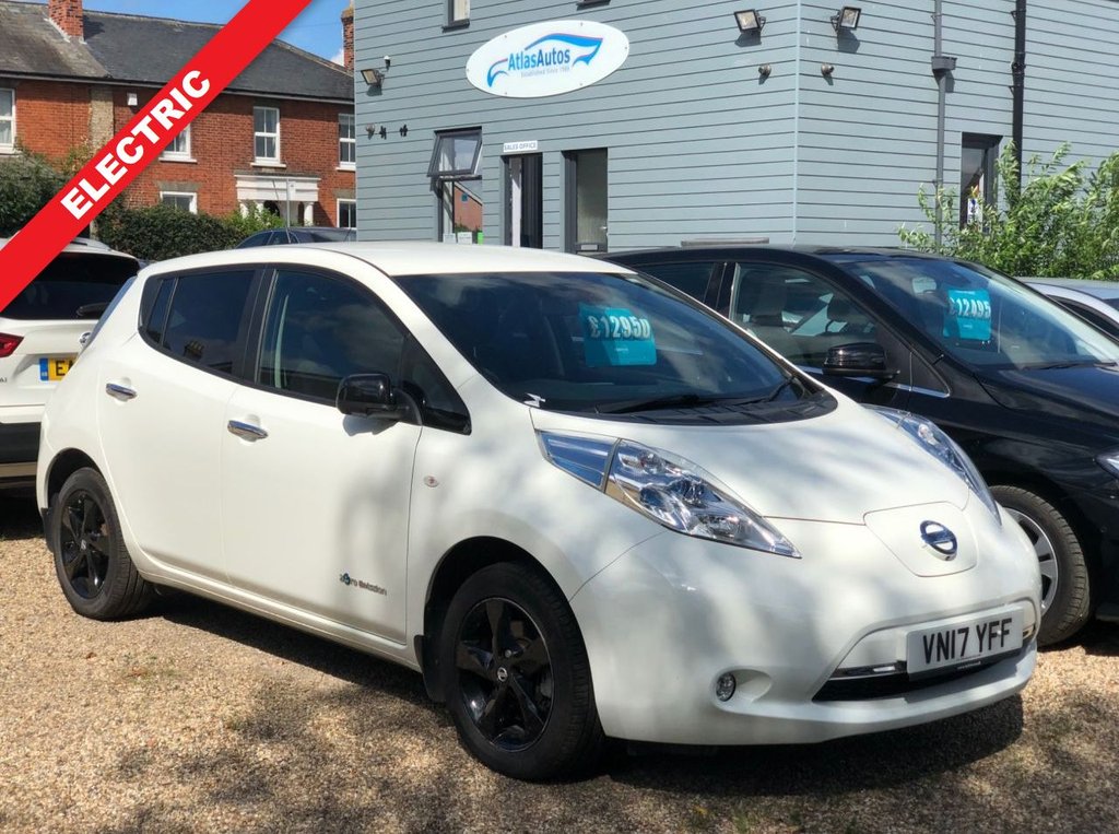 View our NISSAN LEAF