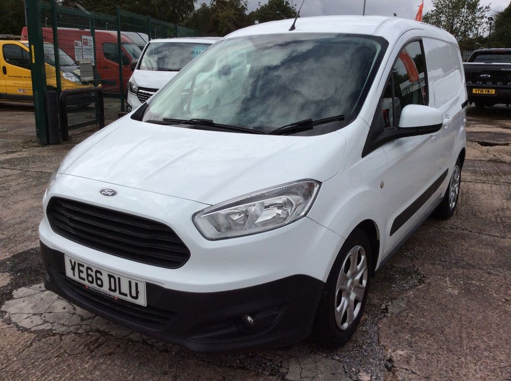 View our FORD TRANSIT COURIER