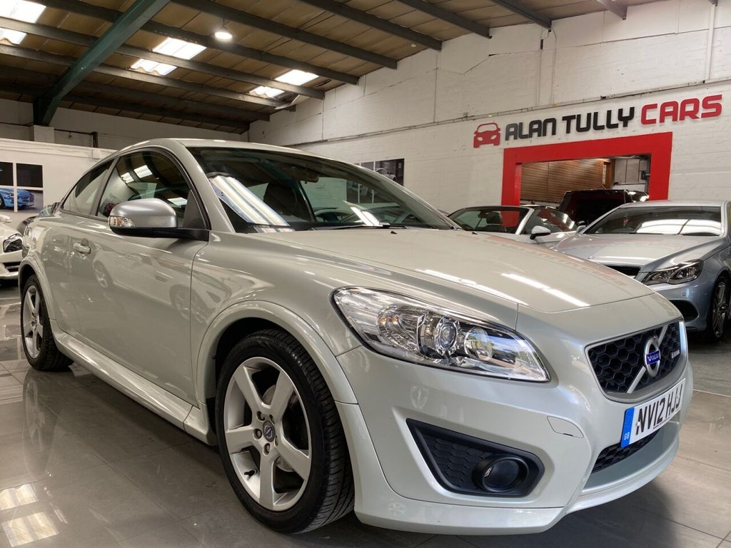 View our VOLVO C30