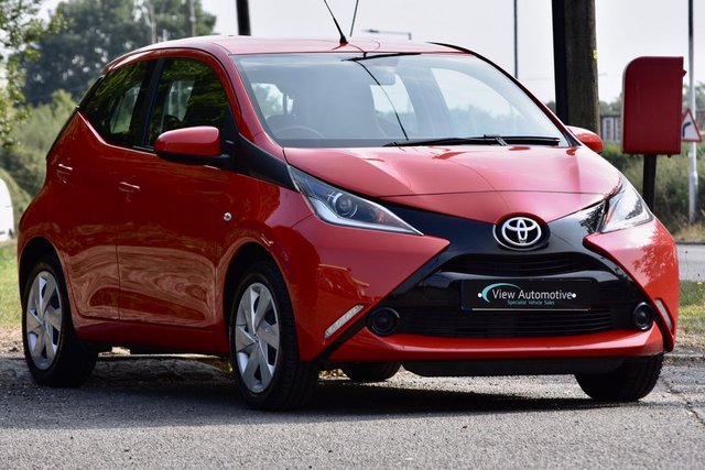 2018 67 Toyota Aygo 1.0 VVT-I X-PLAY 5d 69 BHP