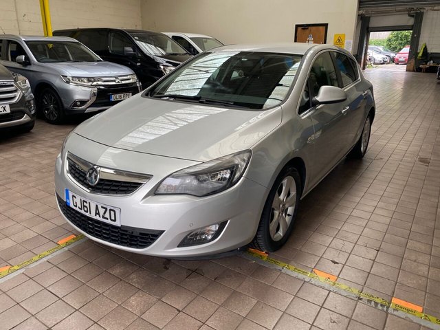2011 61 Vauxhall Astra 2.0 SRI CDTI 5d 162 BHP