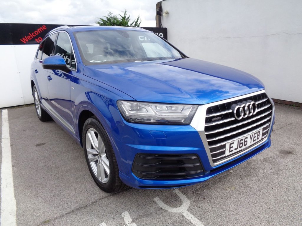 View our AUDI Q7