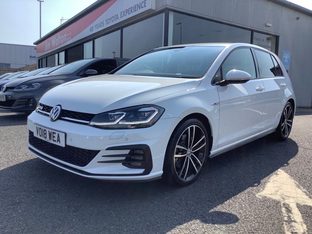 View our VOLKSWAGEN GOLF