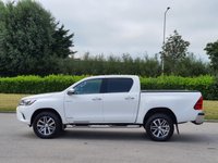 USED 2017 17 TOYOTA HI-LUX 2.4 INVINCIBLE 4WD D-4D DCB 148 BHP PRICE 16750+VAT 3350 TOTAL = 20100