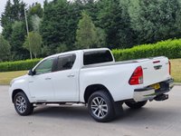 USED 2017 17 TOYOTA HI-LUX 2.4 INVINCIBLE 4WD D-4D DCB 148 BHP PRICE 16750+VAT 3350 TOTAL = 20100