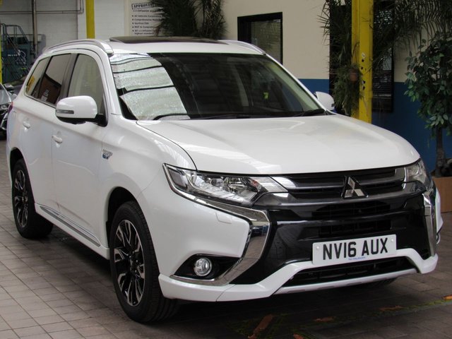 2016 16 Mitsubishi Outlander 2.0 PHEV GX 4H 5d 161 BHP