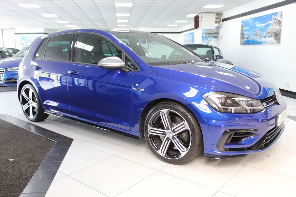 View our VOLKSWAGEN GOLF