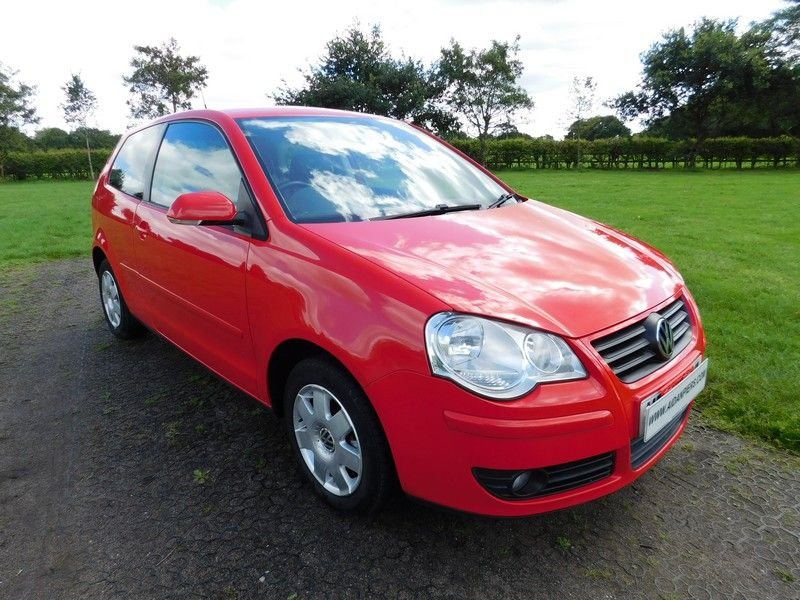 View our VOLKSWAGEN POLO