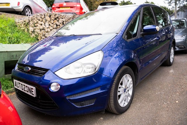 View our FORD S-MAX