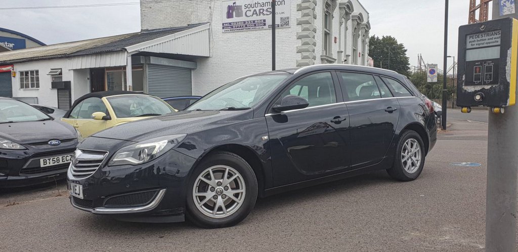 View our VAUXHALL INSIGNIA