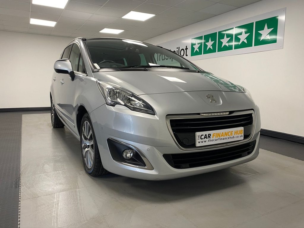 View our PEUGEOT 5008