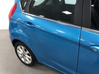 USED 2010 10 FORD FIESTA 1.4 ZETEC 16V 5d 96 BHP * VERY LOW MILES * AUTOMATIC * 10 SERVICE STAMPS *