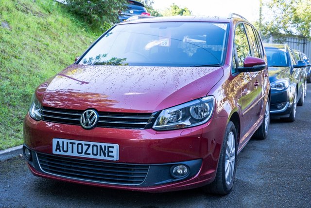 View our VOLKSWAGEN TOURAN