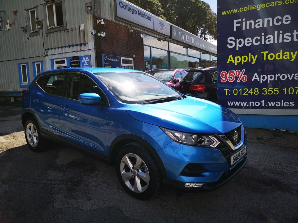 View our NISSAN QASHQAI