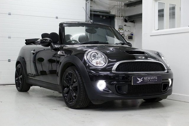 2015 15 MINI Convertible 1.6 COOPER S 2d 184 BHP