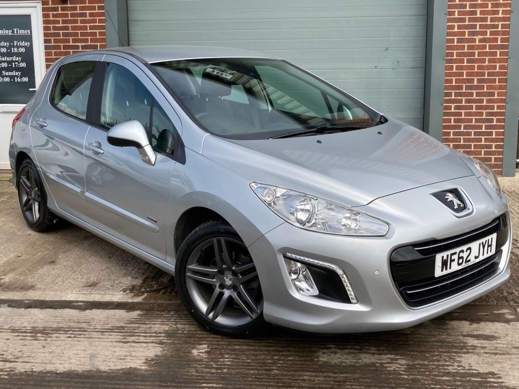View our PEUGEOT 308
