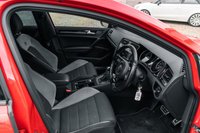 USED 2015 65 VOLKSWAGEN GOLF 2.0 R DSG 5d 298 BHP BLUETOOTH+AUTO LIGHTS+AUX+CD PLAYER