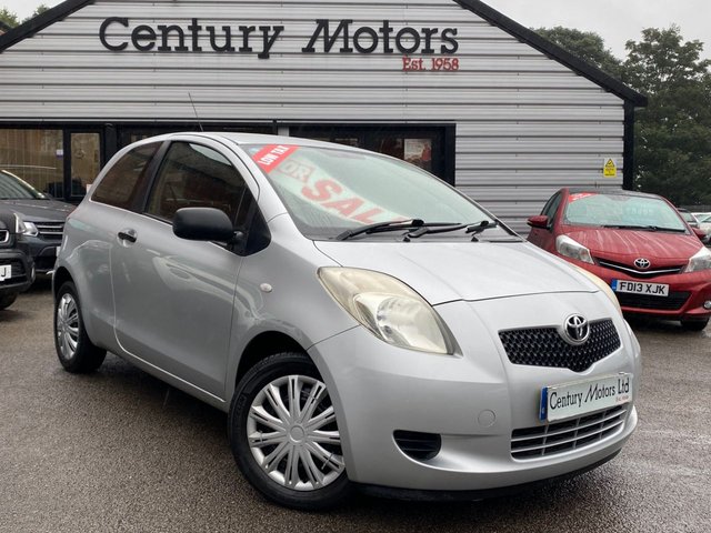 2006 06 Toyota Yaris 1.0 T2 VVT-I 3dr - FULL MOT