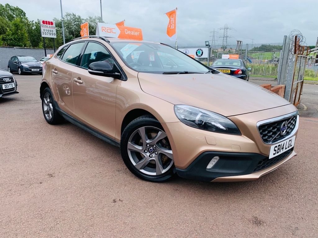 View our VOLVO V40