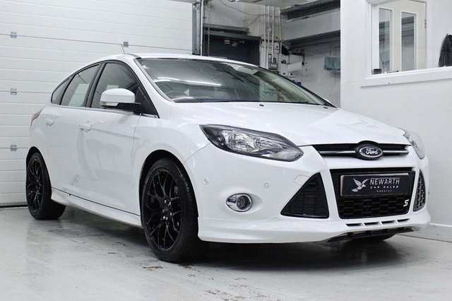 2013 63 Ford Focus 1.6 ZETEC S TDCI 5d 113 BHP