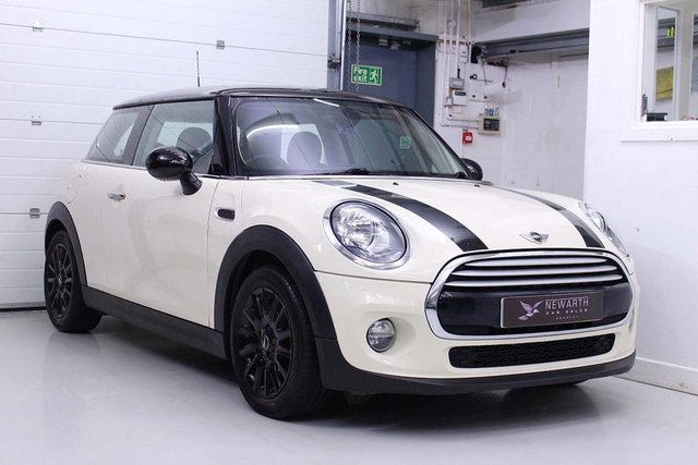 2015 64 MINI Hatch Cooper 1.5 Cooper D (s/s) 3dr