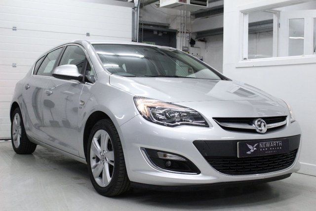 2014 14 Vauxhall Astra 1.4 SRI 5d 140 BHP