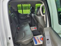 USED 2013 63 NISSAN NAVARA 2.5 DCI TEKNA 4X4 SHR DCB 188 BHP SAT NAV + REVERSING CAMERA