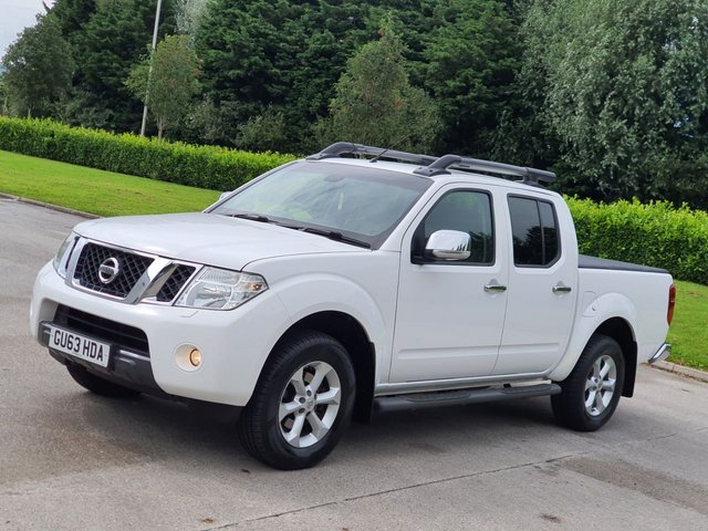 2013 63 Nissan Navara 2.5 DCI TEKNA 4X4 SHR DCB 188 BHP