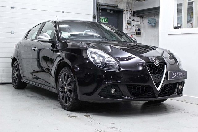 2012 12 Alfa Romeo Giulietta 2.0 JTDM-2 Veloce 5dr
