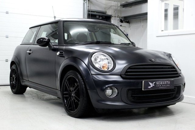 2011 61 MINI Hatch Cooper 1.6 COOPER 3d 122 BHP