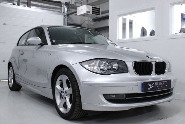 2009 09 BMW 1 Series 2.0 116I SPORT 3d 121 BHP