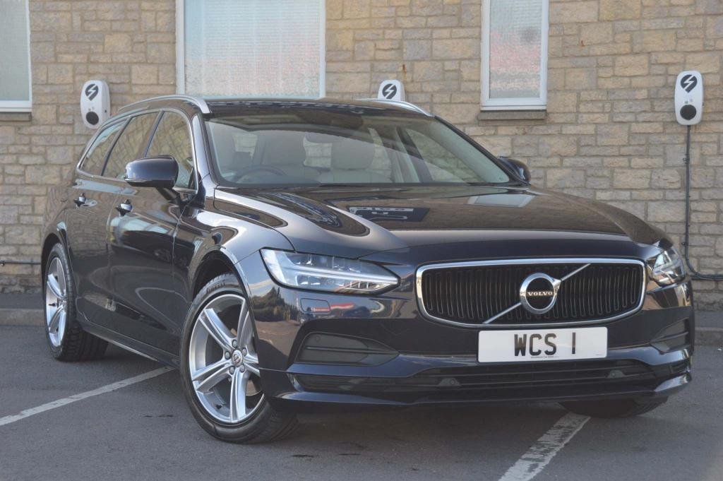 View our VOLVO V90