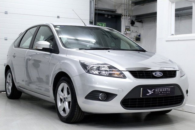 2010 10 Ford Focus 1.8 ZETEC 5d 125 BHP