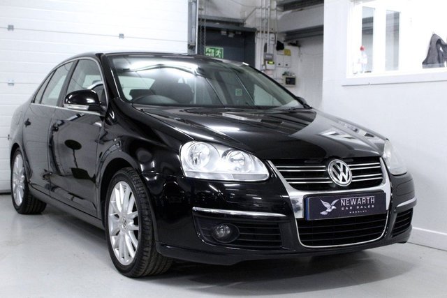 2007 07 Volkswagen Jetta 2.0 SPORT FSI 4d 200 BHP