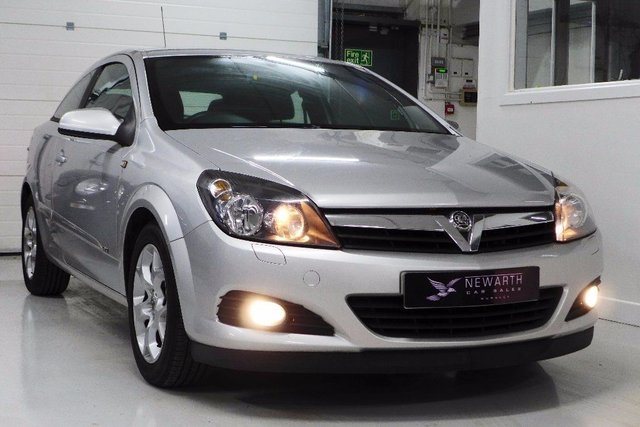 2006 56 Vauxhall Astra 1.4 SXI 3d 90 BHP
