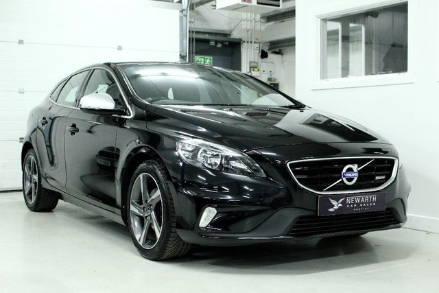2014 64 Volvo V40 1.6 D2 R-DESIGN 5d 113 BHP