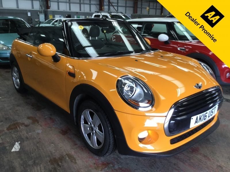 View our MINI CONVERTIBLE