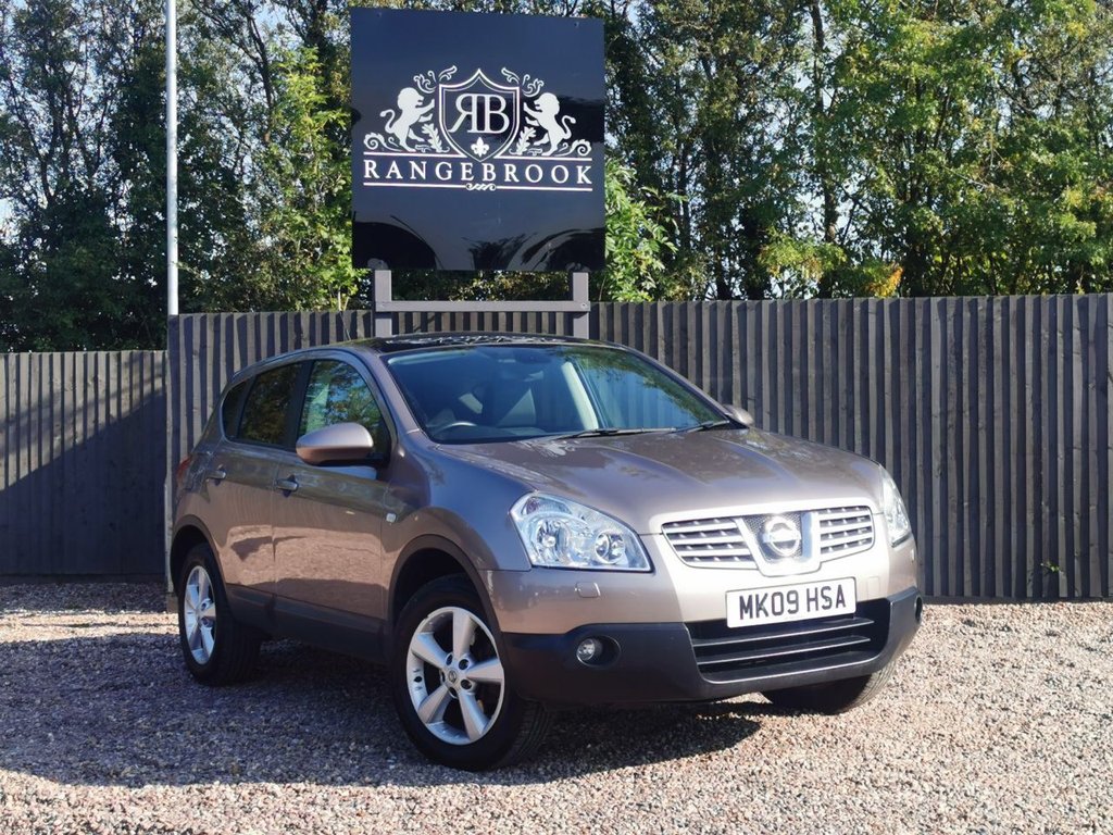 View our NISSAN QASHQAI