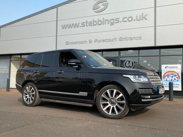2017 17 LAND ROVER RANGE ROVER 3.0 TDV6 AUTOBIOGRAPHY 5d 255 BHP REAR ENTERTAINMENT