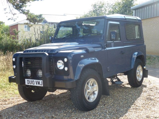 2010 10 Land Rover Defender 2.4 90 COUNTY STATION WAGON 3d 122 BHP