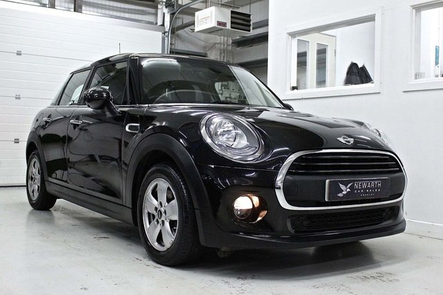 2017 17 MINI Hatch One 1.2 ONE 5d 101 BHP